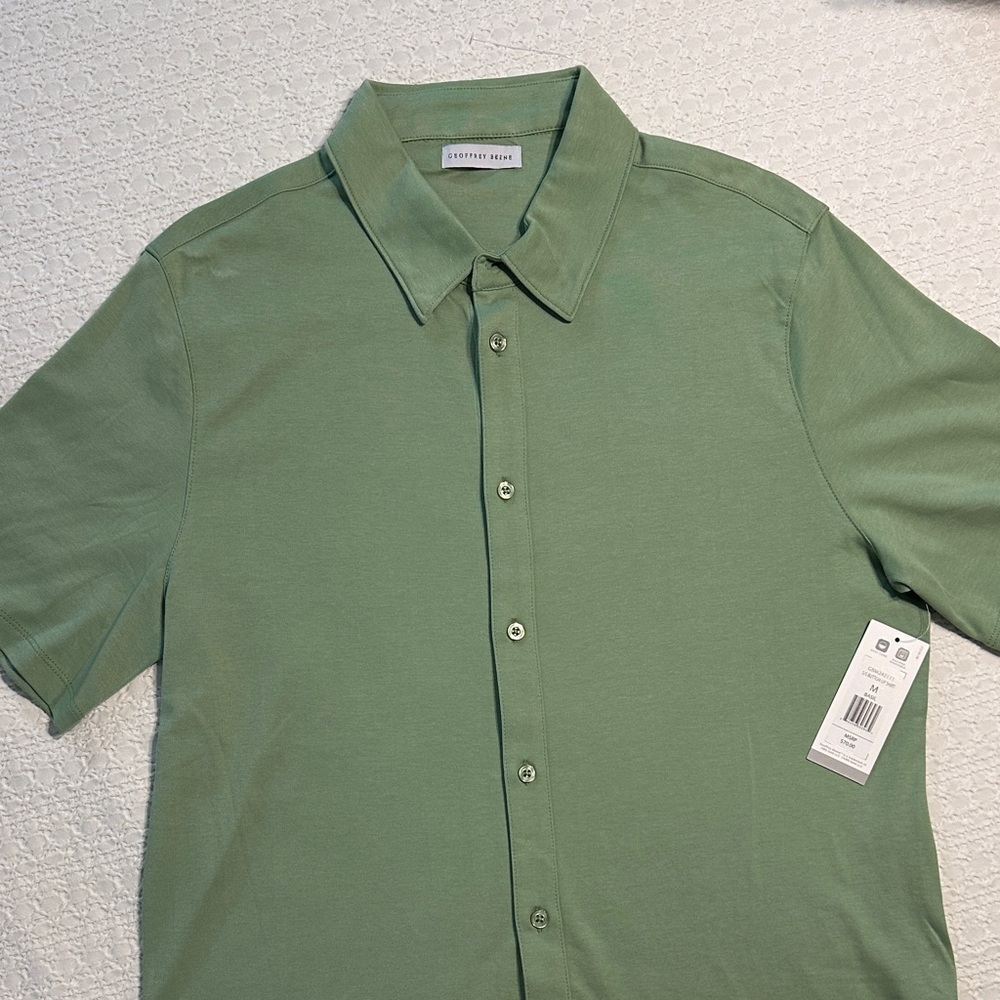 Geoffrey Bean Sage Green Casual Button Down Shirt